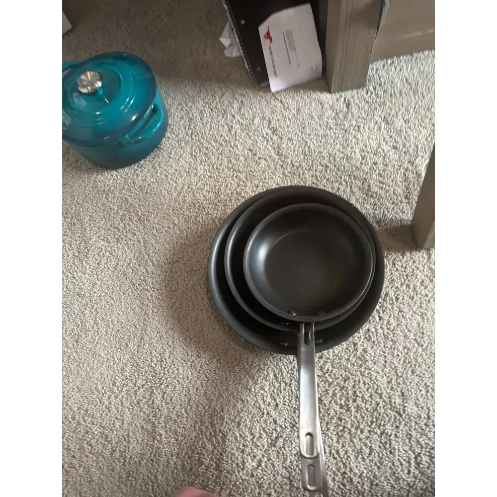 Member's Mark 3-Piece Hard Anodized Fry Pan Set